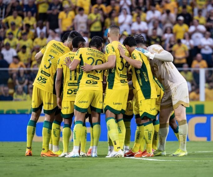 Titular do Mirassol vira desfalque para duelo com o Palmeiras pelo Brasileirão