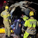 Caminhão com melancias tomba na BR-251 e deixa um morto e dois feridos em Francisco Sá