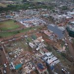 Sob ameaça de novos temporais, governo do Paraná intensifica construção de novas casas
