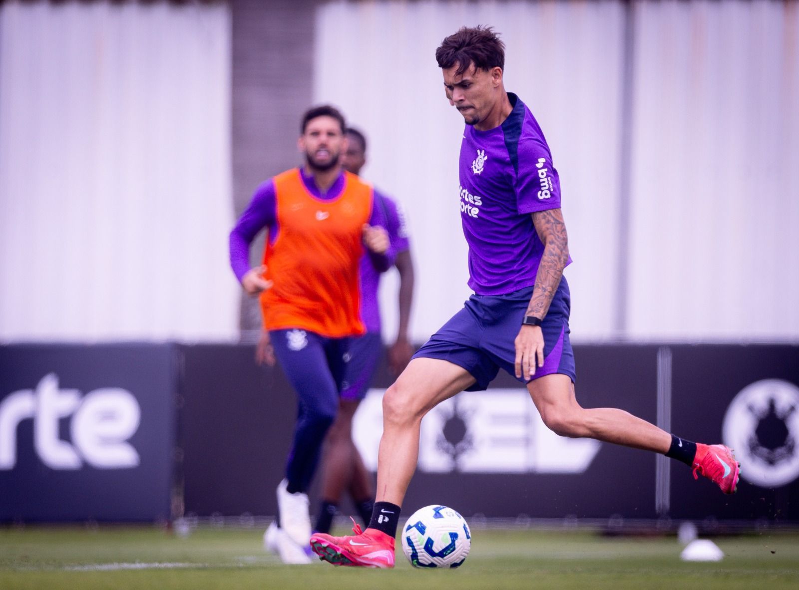 Lei do ex? Zagueiro do Corinthians reencontra Ceará em jogo pelo Brasileiro