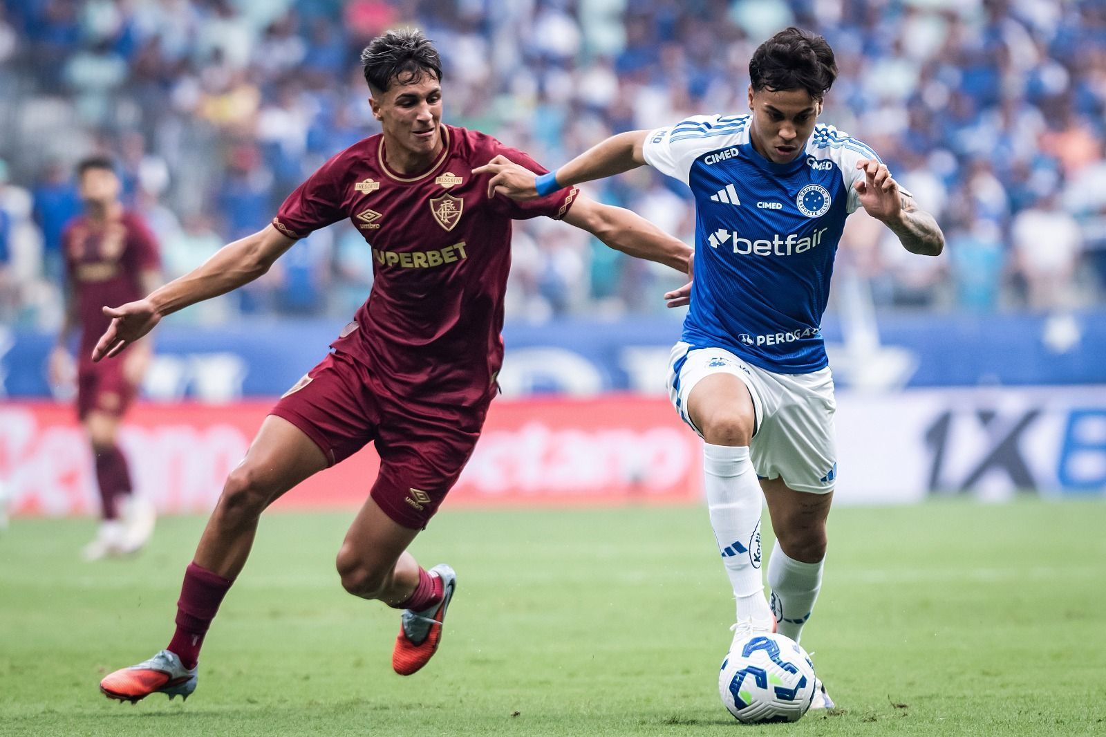 Garantido na Libertadores, Cruzeiro para em Fábio e empata com Fluminense pelo Brasileiro