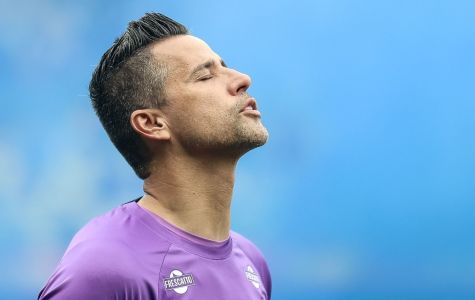 Fábio, goleiro do Fluminense, durante jogo contra o Cruzeiro