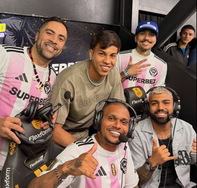 Gabigol e Kaio Jorge, do Cruzeiro, acompanham time de Neymar na Kings League Brazil