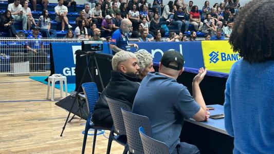 Gabigol, do Cruzeiro, na Arena UniBH, nesta quarta-feira (12)
