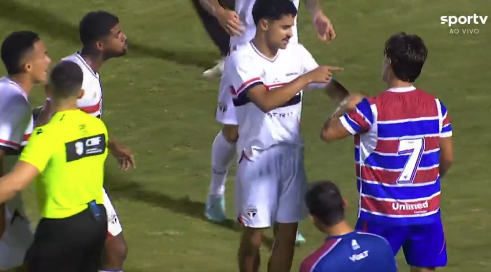 Jogador do São Paulo é vítima de racismo na Copa do Brasil Sub-20; clube se pronuncia