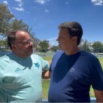Novo dirigente do Cruzeiro manda recado ao ser contratado e é recebido por Adilson