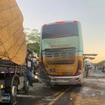 Uma pessoa morre e cinco ficam feridas após engavetamento na BR-135, em Buenópolis
