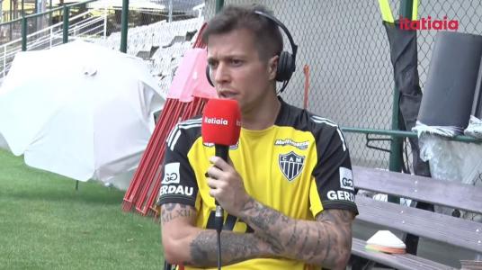 Bernard, meia do Atlético, em entrevista à Itatiaia, nesta sexta-feira (14)