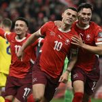 Com gol de ex-Arsenal, Suíça goleia Suécia e garante vaga na Copa do Mundo de 2026
