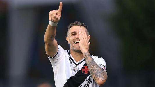 Pablo Vegetti soma 26 gols marcado em 2025