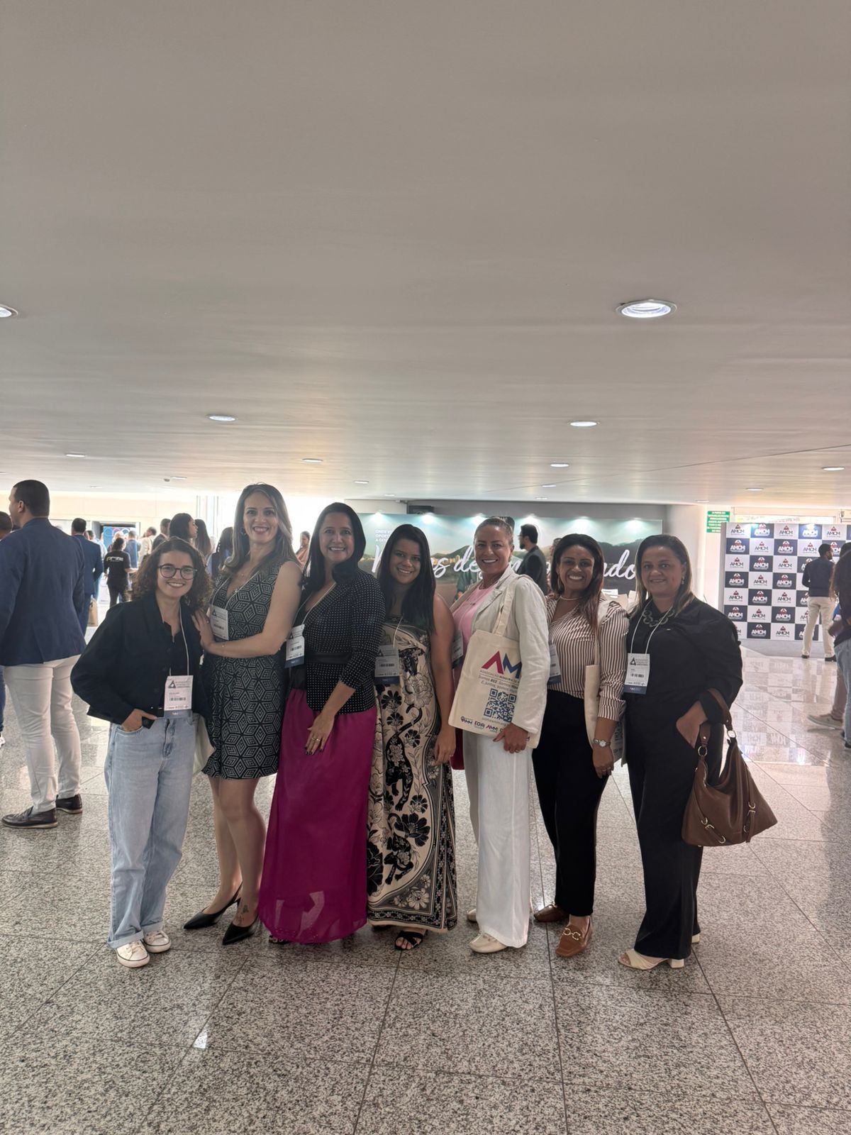 Vereadora de Ouro Preto participa da abertura do 11º Congresso Mineiro de Vereadores em Belo Horizonte