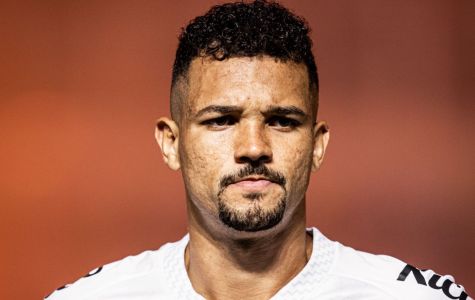 Zé Ivaldo, zagueiro do Cruzeiro emprestado ao Santos