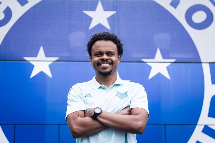 Mairon César, técnico do sub-20 do Cruzeiro 