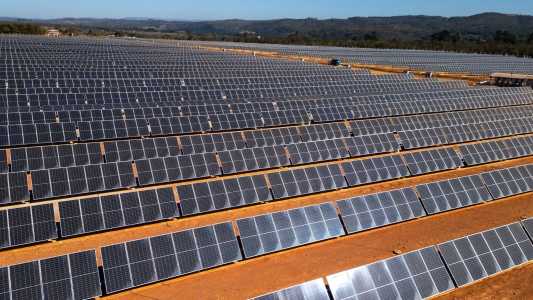 37% do potencial de geração das usinas solares foi cortada em outubro
