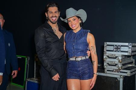 Ana Castela e Zé Felipe em gravação do "Natal da Boiadeira"