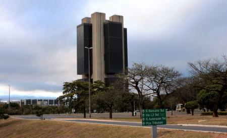 Daniel Vorcaro teve 14 reuniões com cúpula do Banco Central desde operação com BRB