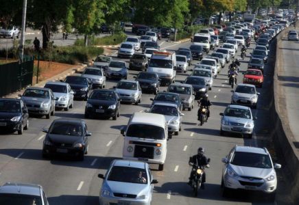 Só o Rodoanel, que liga as principais rodovias da grande São Paulo, deve receber mais de 2,2 milhões de veículos.