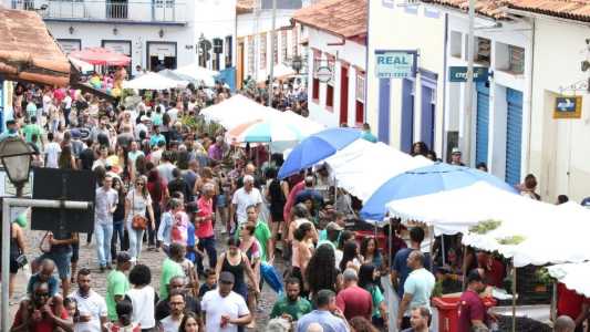 39ª edição do Festival da Jabuticaba é considerado o evento mais popular da cidade, superando o Carnaval
