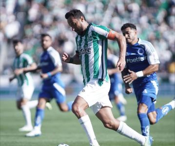 Nenê pelo Juventude contra o Cruzeiro