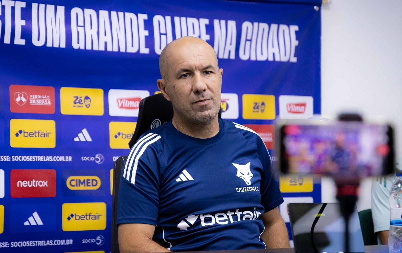 Fica no Cruzeiro? Jardim cita prioridades ao responder sobre futuro