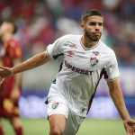 Fluminense acerta compra em definitivo de meia que pertencia ao Santos