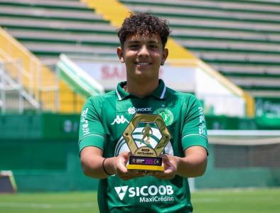 Jean Lucas foi o artilheiro do Campeonato Catarinense Sub-15 em 2025