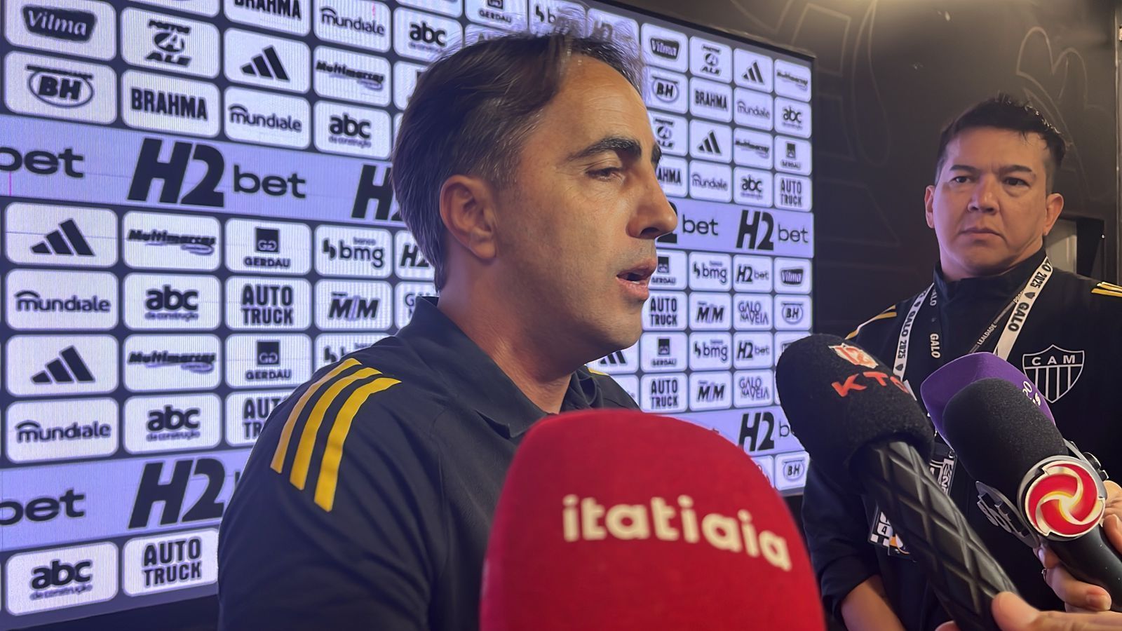 Técnico do Atlético Sub-20 abre o jogo sobre possível lesão de atacante