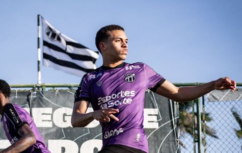 Rodriguinho durante treinamento no Ceará