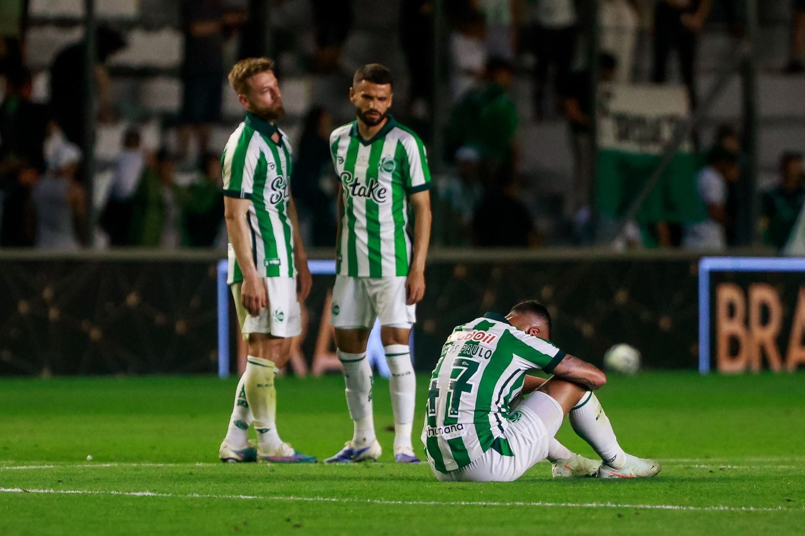 Juventude é rebaixado para a Série B do Brasileiro após goleada do Santos