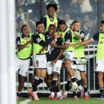 Herói do Vasco, Rayan se declara à torcida após goleada sobre o Inter