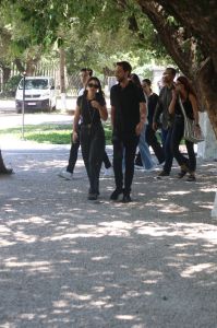 Mel Mai em velório da mãe, Débora Maia