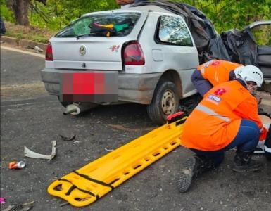 Seis pessoas estavam no carro