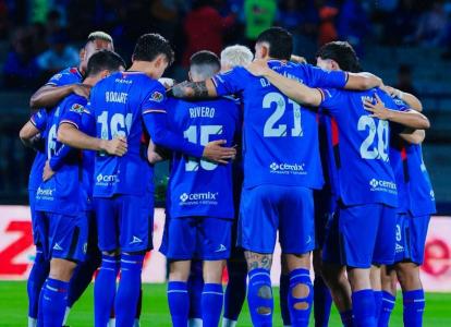 Jogadores do Cruz Azul-MEX antes de partida