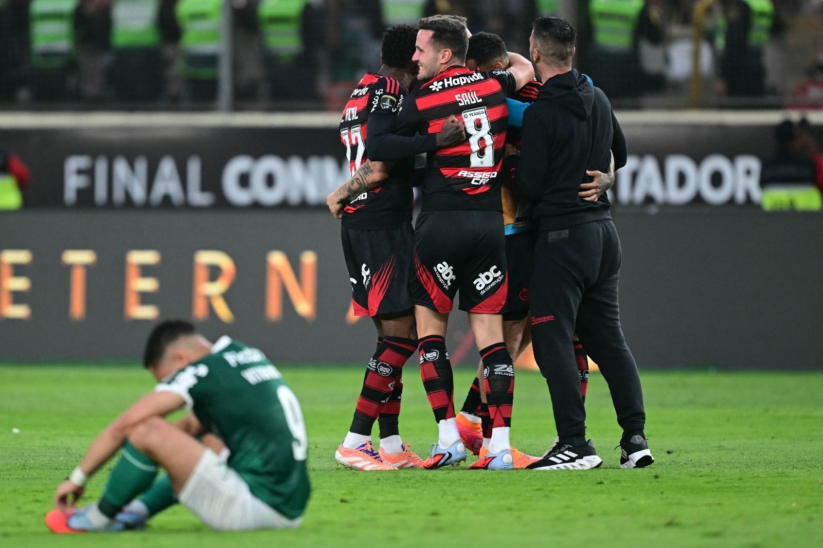 Saúl, do Flamengo, entra para seleto grupo de europeus campeões da Libertadores