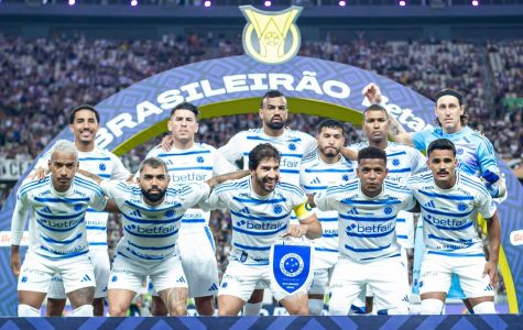 Jogadores do Cruzeiro reunidos antes de jogo contra o Ceará