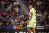 Zagueiro do Barcelona pede afastamento do clube para cuidar da saúde mental