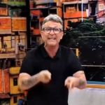 Neto solta o verbo e dispara contra Abel Braga após fala homofóbica: 'Merece cair'