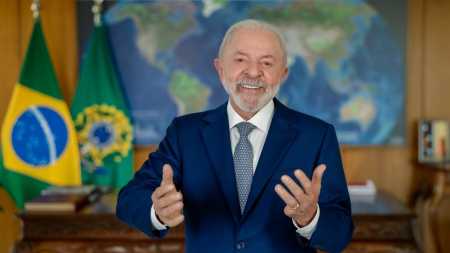 Lula fala em cadeia nacional sobre IR