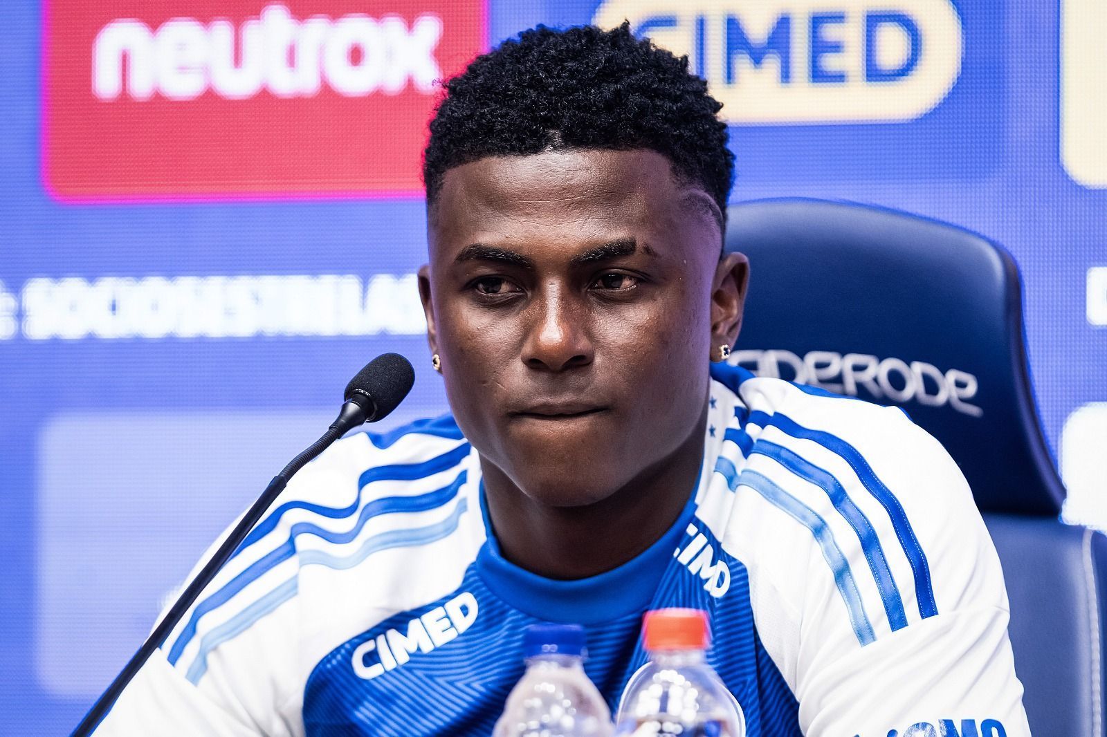 Focado no Cruzeiro, Néiser Villarreal é direto sobre polêmica em ex-clube