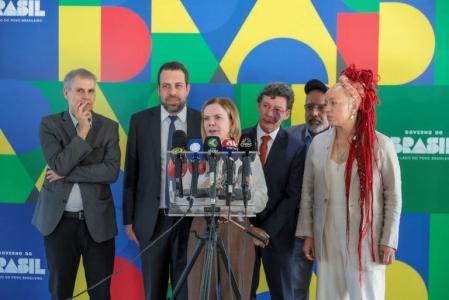 Ministros e parlamentares ratificaram a posição do Governo do Brasil em relação ao tema durante entrevista coletiva concedida no Palácio do Planalto