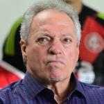 Abel Braga revela promoção de ingressos para Inter x Corinthians e pede apoio na estreia de Baptista