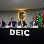 Megaoperação bloqueia R$ 6 bilhões de rede que lavava dinheiro do PCC