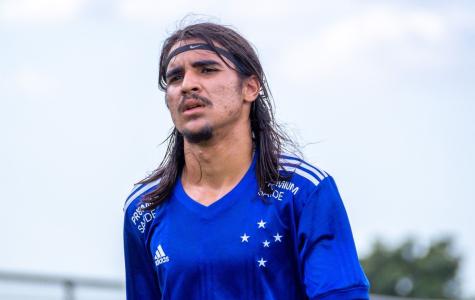 Riquelmo durante jogo pelo sub-20 do Cruzeiro