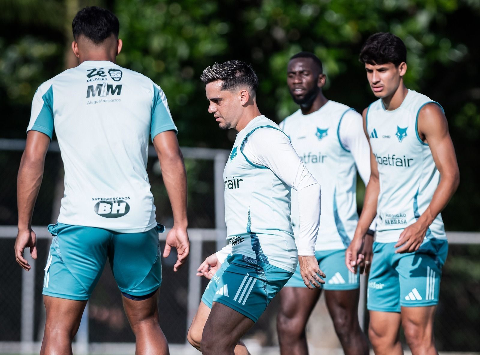 Cruzeiro inicia preparação para último compromisso no Brasileirão; saiba como foi