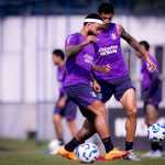 Joga ou não? Veja situação de Memphis Depay para Cruzeiro x Corinthians