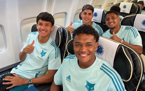 Jovens do Cruzeiro relacionados para duelo com o Santos