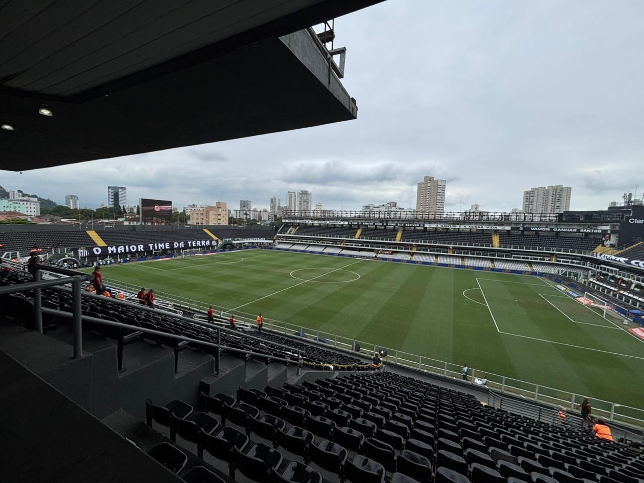 Santos lidera no digital e se torna o clube que mais cresceu nas redes sociais em 2025