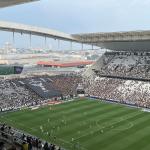 Torcida do Corinthians manda recado para jogadores antes de semifinal contra o Cruzeiro