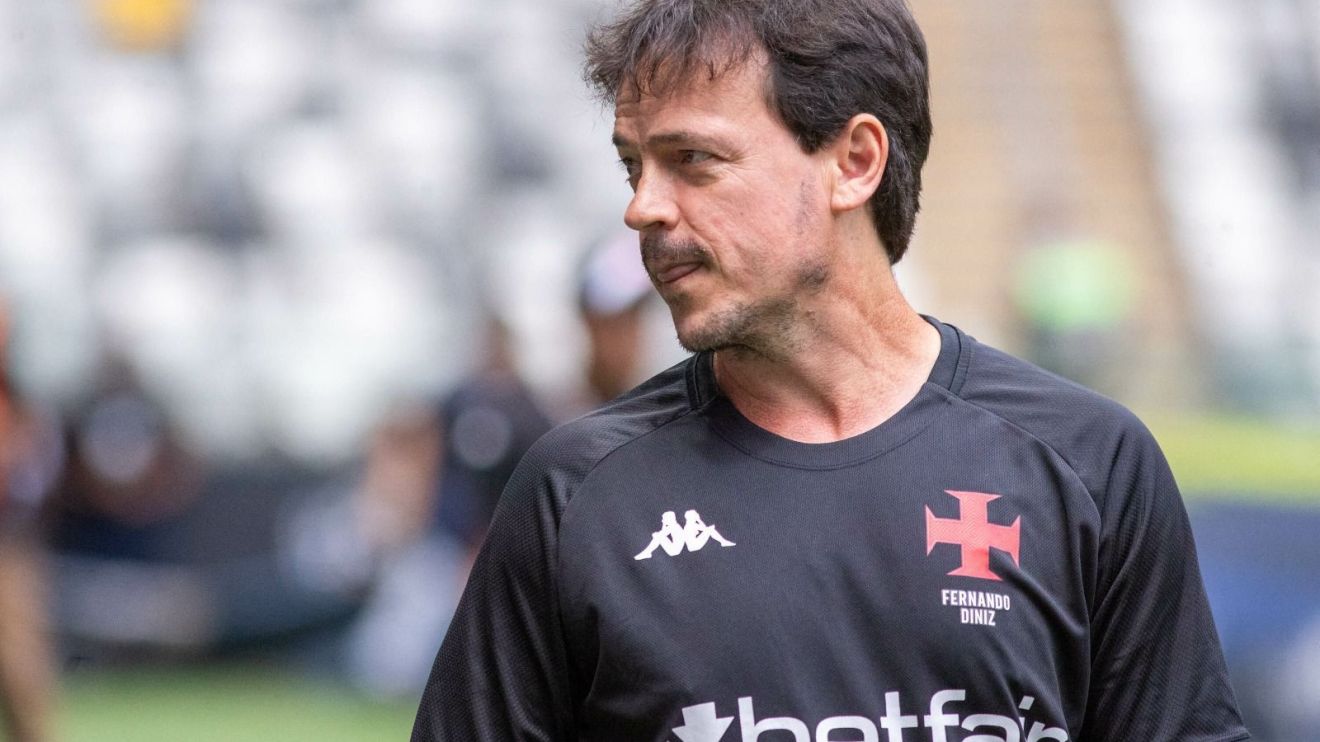 Corinthians avança por Fernando Diniz; saiba detalhes