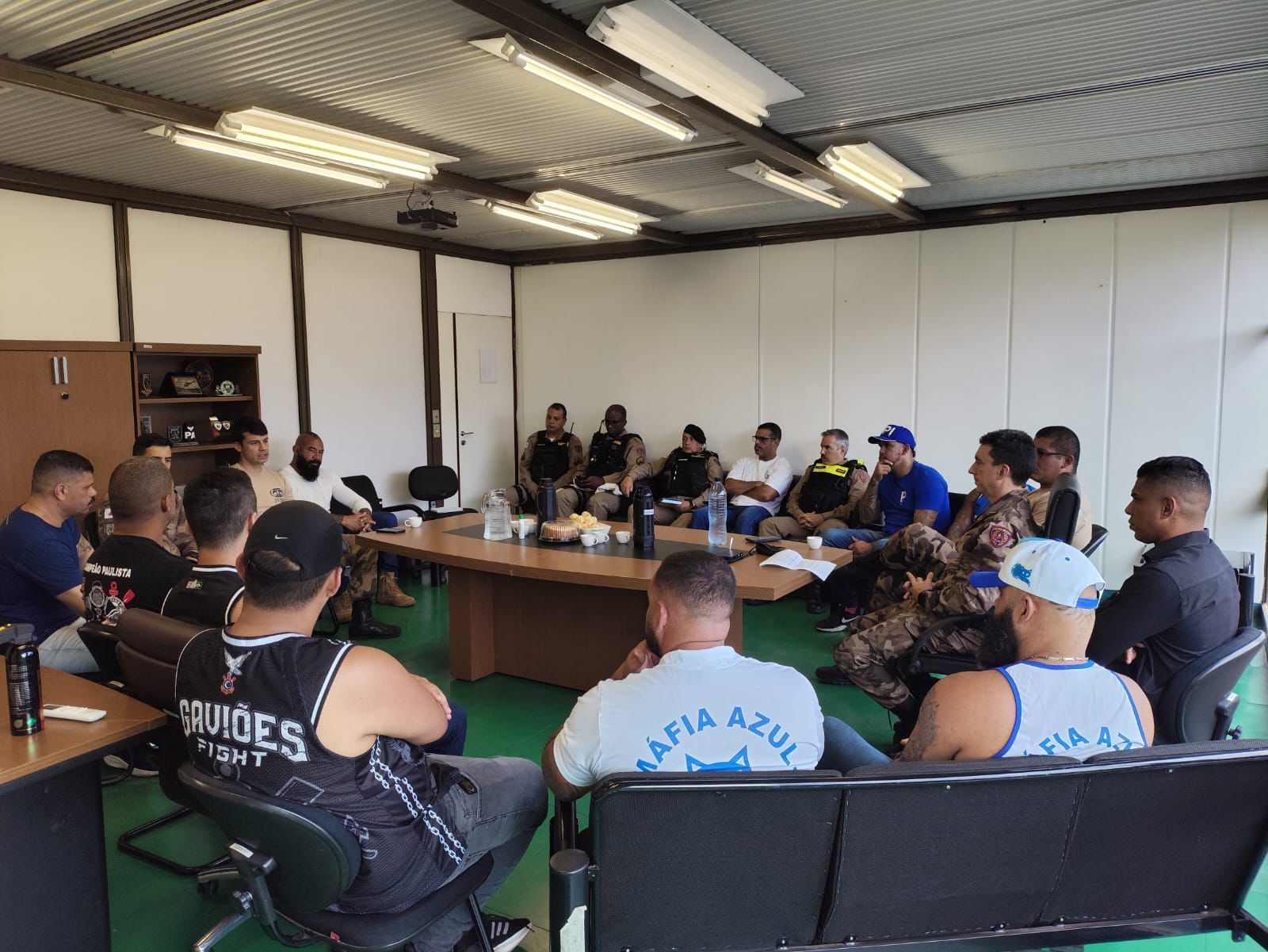 Cruzeiro x Corinthians: organizadas se reúnem com a PM antes de jogo da Copa do Brasil